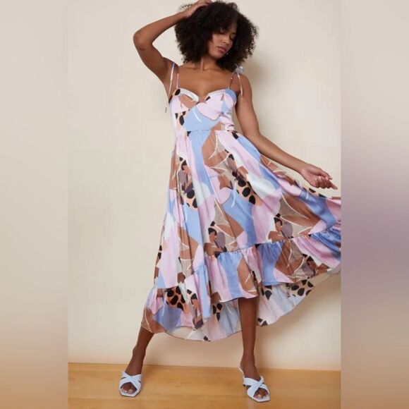 Hutch Arielle Maxi Dress in Peri Floral Geo - Picture 1 of 9